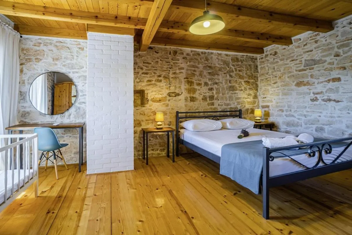 Vila Kutic In Stokovci Svetvinčenat 0*,  Chorvatsko